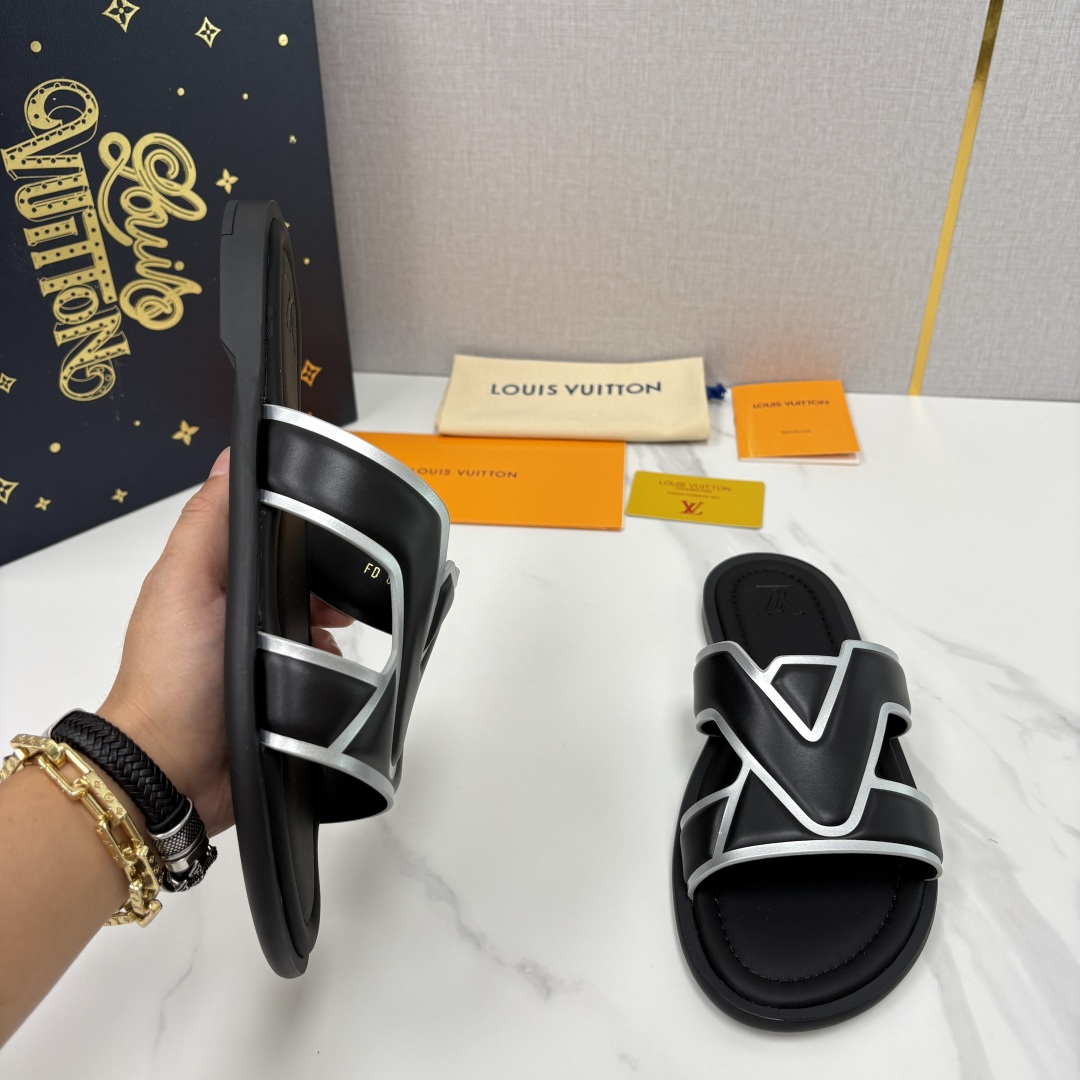 💋💍L家夏季新品  路易-威登    L*V  PORTOFINO 凉拖   官方   7,050   