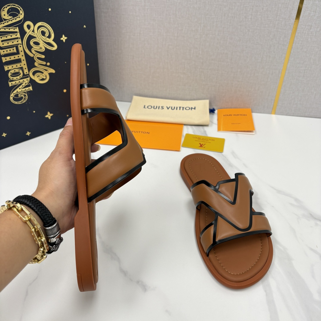 💋💍L家夏季新品  路易-威登    L*V  PORTOFINO 凉拖   官方   7,050   