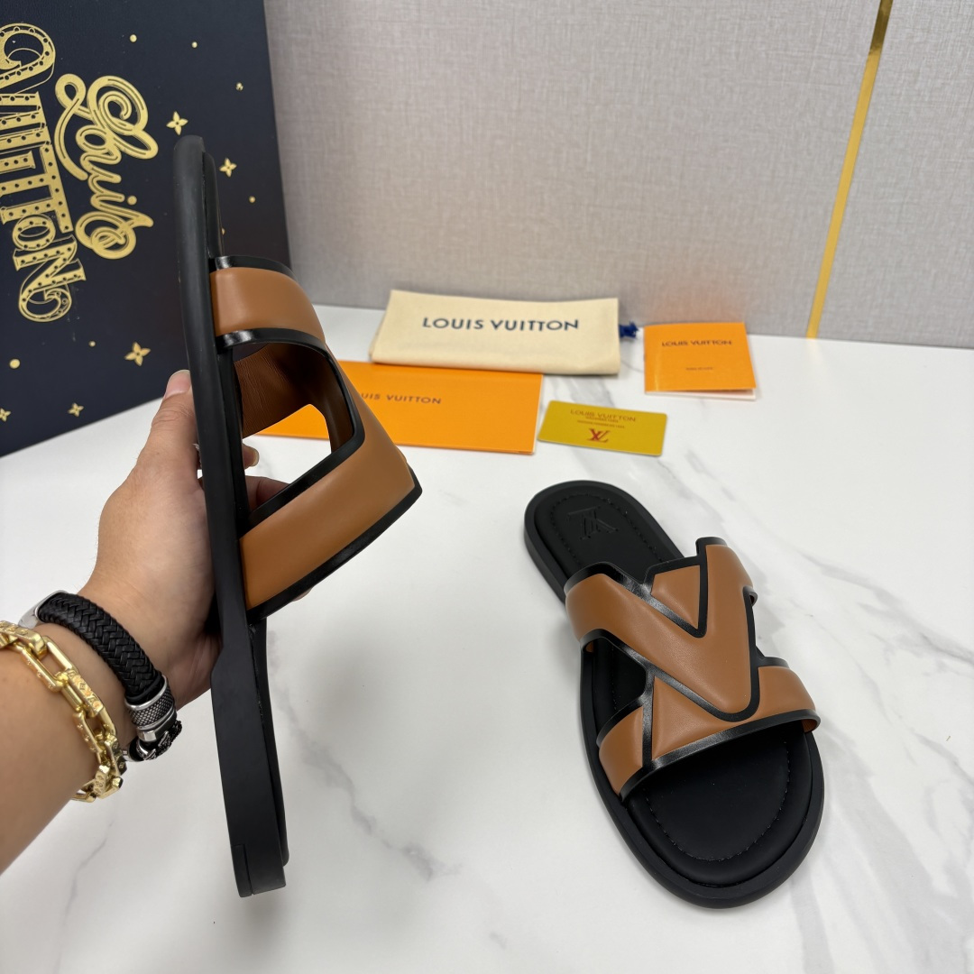 💋💍L家夏季新品  路易-威登    L*V  PORTOFINO 凉拖   官方   7,050   