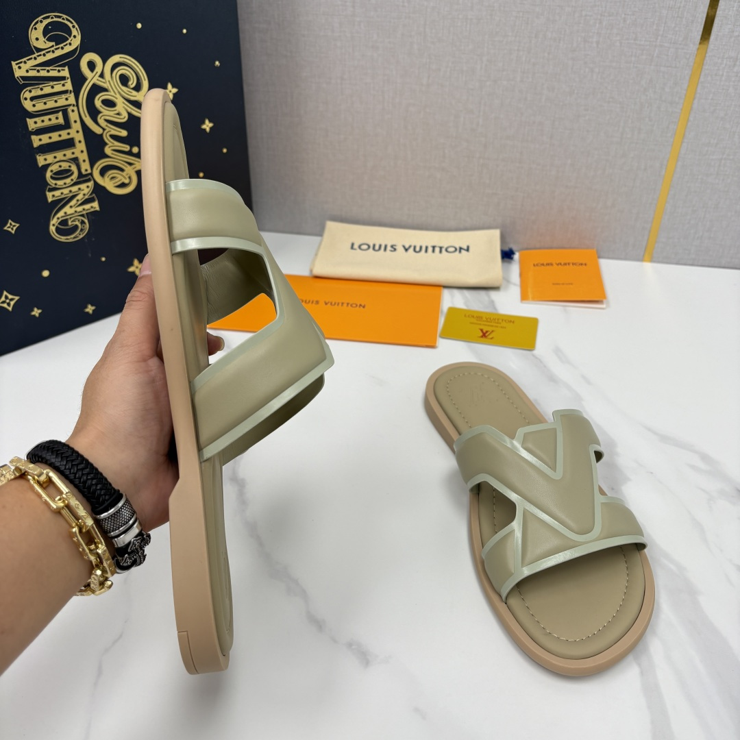 💋💍L家夏季新品  路易-威登    L*V  PORTOFINO 凉拖   官方   7,050   