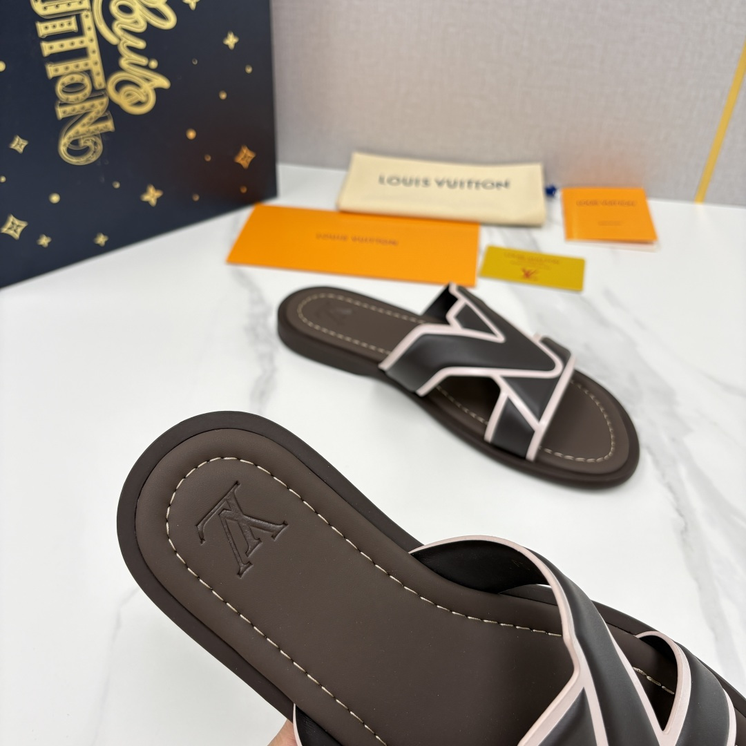 💋💍L家夏季新品  路易-威登    L*V  PORTOFINO 凉拖   官方   7,050   