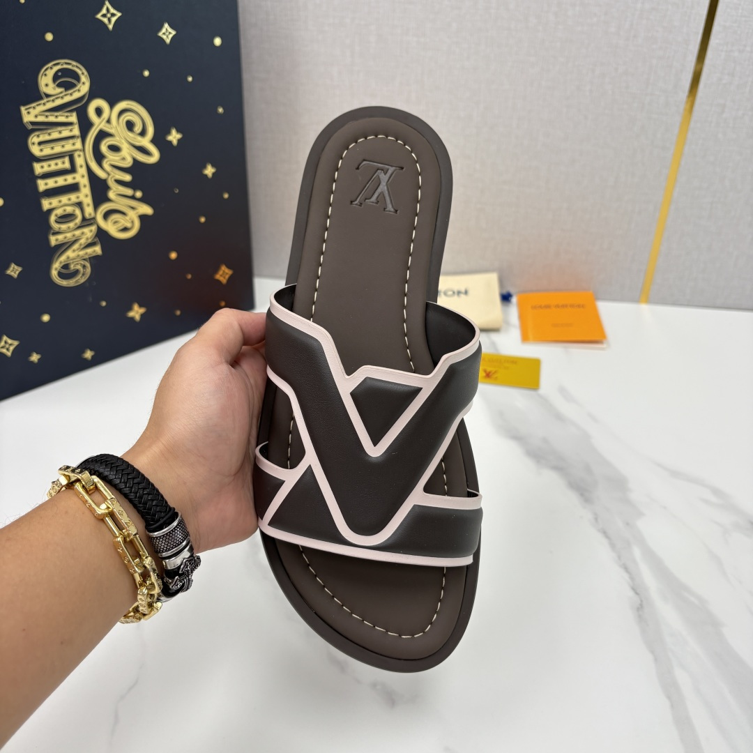 💋💍L家夏季新品  路易-威登    L*V  PORTOFINO 凉拖   官方   7,050   