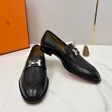 💋💍H家 Herme*/爱马-仕 新品Paris乐福鞋皮鞋 官方 9,800 采用进口牛皮/开边珠 💋💍H家 Herme*/爱马-仕 新品Paris乐福鞋皮鞋 官方 9,800 采用进口牛皮/开边珠