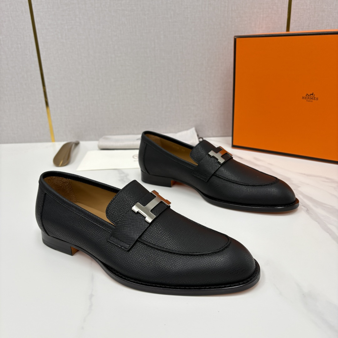 💋💍H家 Herme*/爱马-仕 新品Paris乐福鞋皮鞋 官方 9,800 采用进口牛皮/开边珠 💋💍H家 Herme*/爱马-仕 新品Paris乐福鞋皮鞋 官方 9,800 采用进口牛皮/开边珠