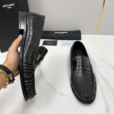 💋💍YSL 新品 圣罗*兰男士摩登商务休闲套脚皮鞋,莫卡辛便鞋气质款!全新设计抓皱鞋头,经典背带 💋💍YSL 新品 圣罗*兰男士摩登商务休闲套脚皮鞋,莫卡辛便鞋气质款!全新设计抓皱鞋头,经典背带
