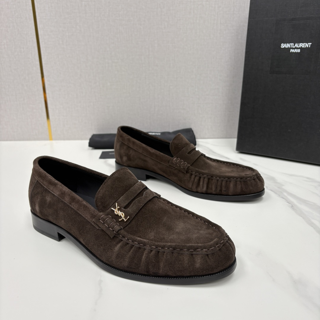 💋💍YSL 新品     圣罗*兰男士摩登商务休闲套脚皮鞋，莫卡辛便鞋气质款！全新设计抓皱鞋头，经典背带