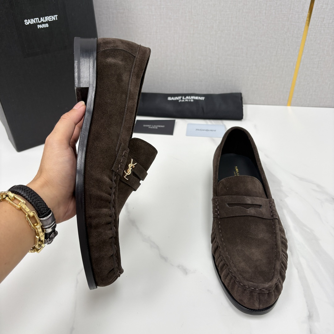 💋💍YSL 新品     圣罗*兰男士摩登商务休闲套脚皮鞋，莫卡辛便鞋气质款！全新设计抓皱鞋头，经典背带