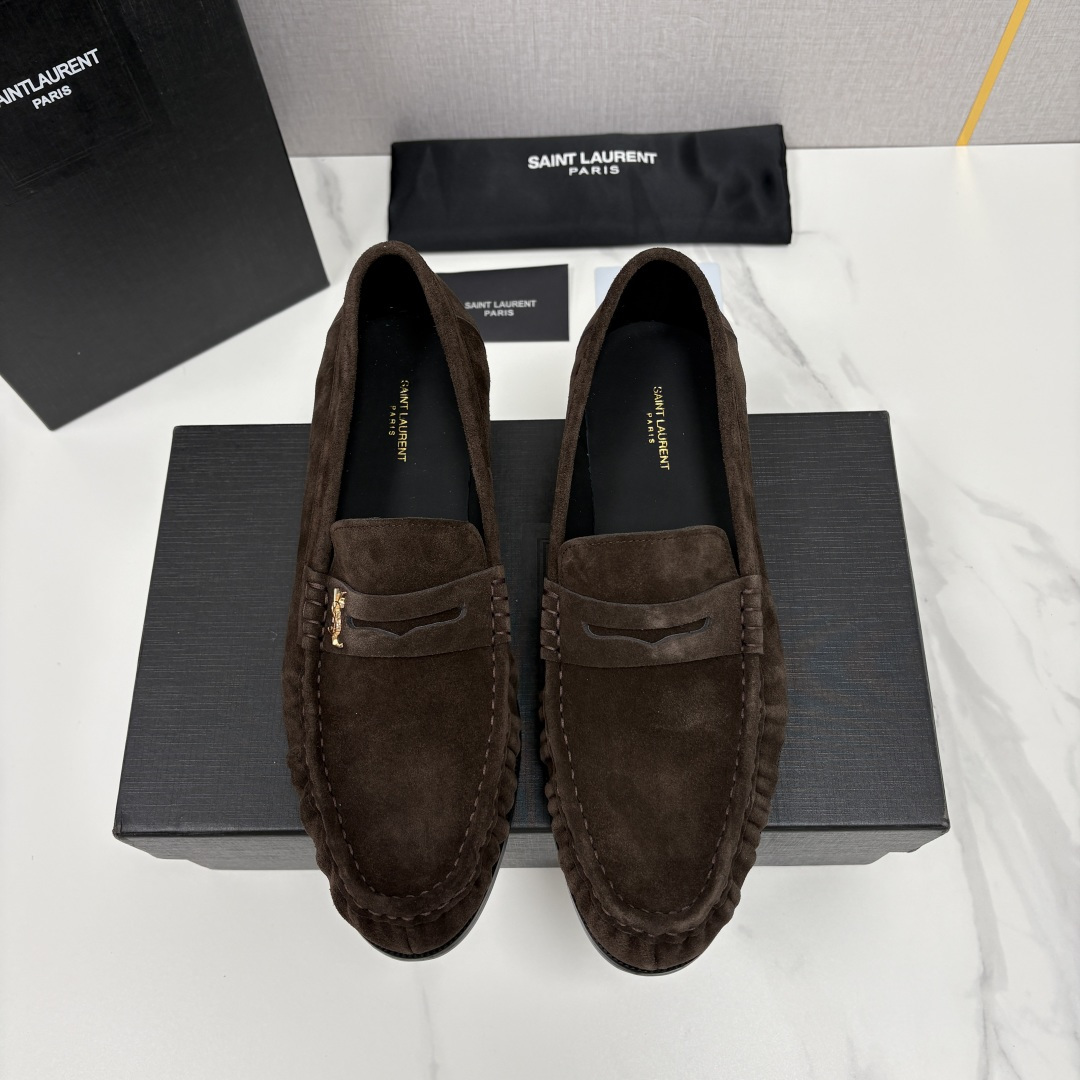💋💍YSL 新品     圣罗*兰男士摩登商务休闲套脚皮鞋，莫卡辛便鞋气质款！全新设计抓皱鞋头，经典背带
