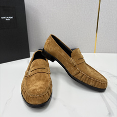 💋💍YSL 新品 圣罗*兰男士摩登商务休闲套脚皮鞋,莫卡辛便鞋气质款!全新设计抓皱鞋头,经典背带 💋💍YSL 新品 圣罗*兰男士摩登商务休闲套脚皮鞋,莫卡辛便鞋气质款!全新设计抓皱鞋头,经典背带