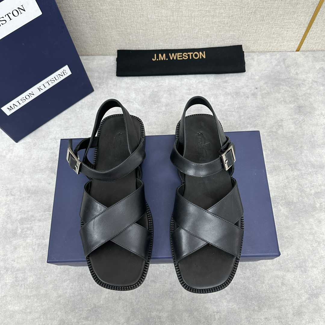 💋💍J.M.Westo*n  威士-顿    百年匠艺与先锋设计的碰撞     当法国百年制鞋世家J.M