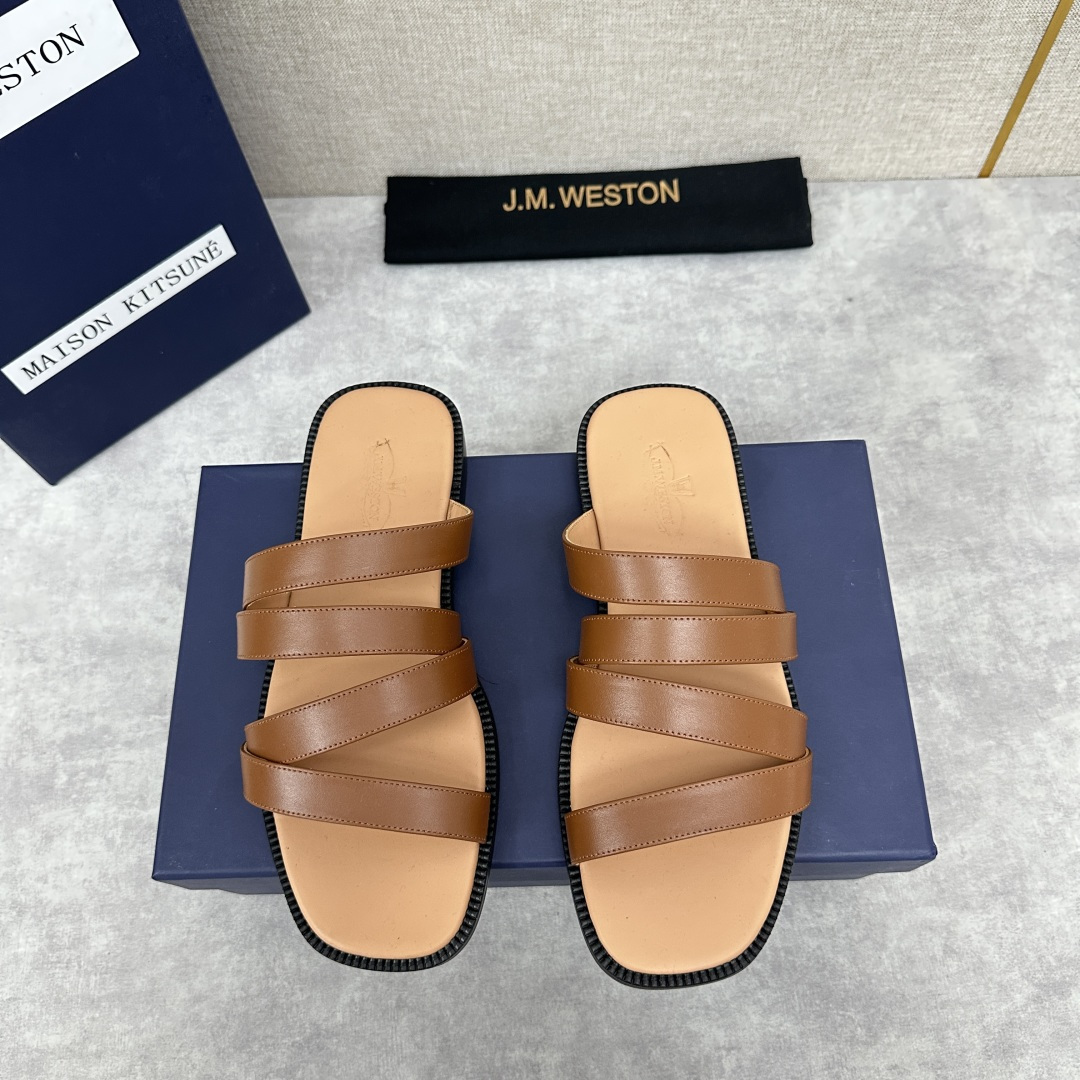💋💍J.M.Westo*n  威士-顿    百年匠艺与先锋设计的碰撞     当法国百年制鞋世家J.M