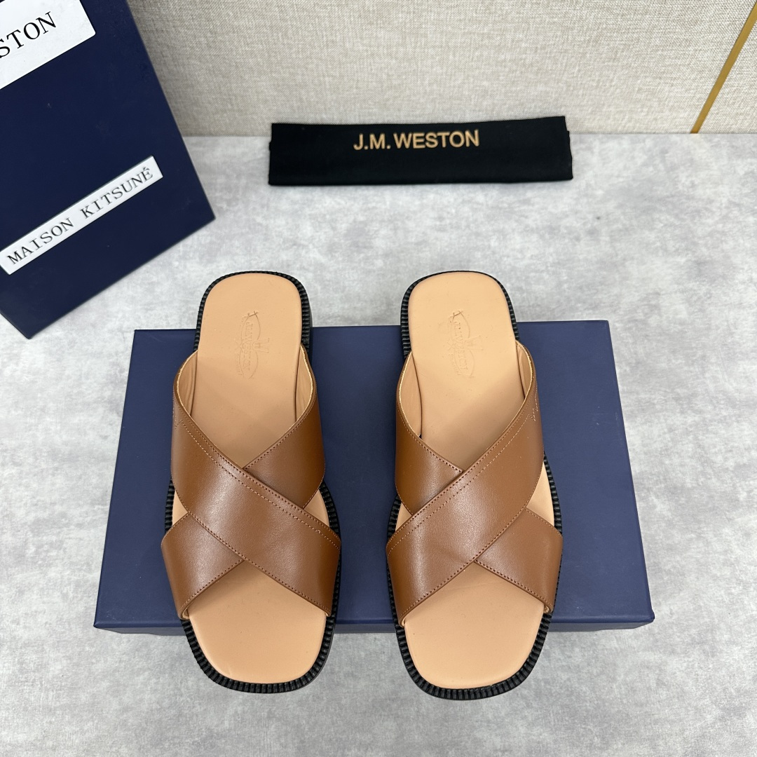 💋💍J.M.Westo*n  威士-顿    百年匠艺与先锋设计的碰撞     当法国百年制鞋世家J.M
