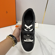 💋💍H家 新品乐福鞋上架 DAY运动板鞋鞋 官方 1,2250 采用进口牛皮打造 板鞋风格系带运 💋💍H家 新品乐福鞋上架 DAY运动板鞋鞋 官方 1,2250 采用进口牛皮打造 板鞋风格系带运
