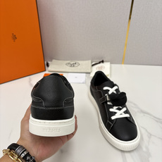 💋💍H家 新品乐福鞋上架 DAY运动板鞋鞋 官方 1,2250 采用进口牛皮打造 板鞋风格系带运 💋💍H家 新品乐福鞋上架 DAY运动板鞋鞋 官方 1,2250 采用进口牛皮打造 板鞋风格系带运