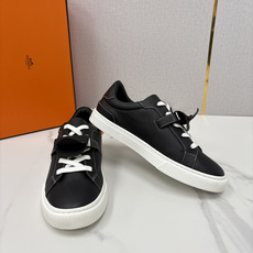 💋💍H家 新品乐福鞋上架 DAY运动板鞋鞋 官方 1,2250 采用进口牛皮打造 板鞋风格系带运 💋💍H家 新品乐福鞋上架 DAY运动板鞋鞋 官方 1,2250 采用进口牛皮打造 板鞋风格系带运