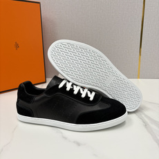 💋💍H家 新品板鞋鞋上架 Match 德训板鞋,官方 9,850 采用进口牛皮拼反毛牛皮/布拼反毛牛 💋💍H家 新品板鞋鞋上架 Match 德训板鞋,官方 9,850 采用进口牛皮拼反毛牛皮/布拼反毛牛
