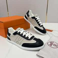 💋💍H家 新品板鞋鞋上架 Match 德训板鞋,官方 9,850 采用进口牛皮拼反毛牛皮/布拼反毛牛 💋💍H家 新品板鞋鞋上架 Match 德训板鞋,官方 9,850 采用进口牛皮拼反毛牛皮/布拼反毛牛