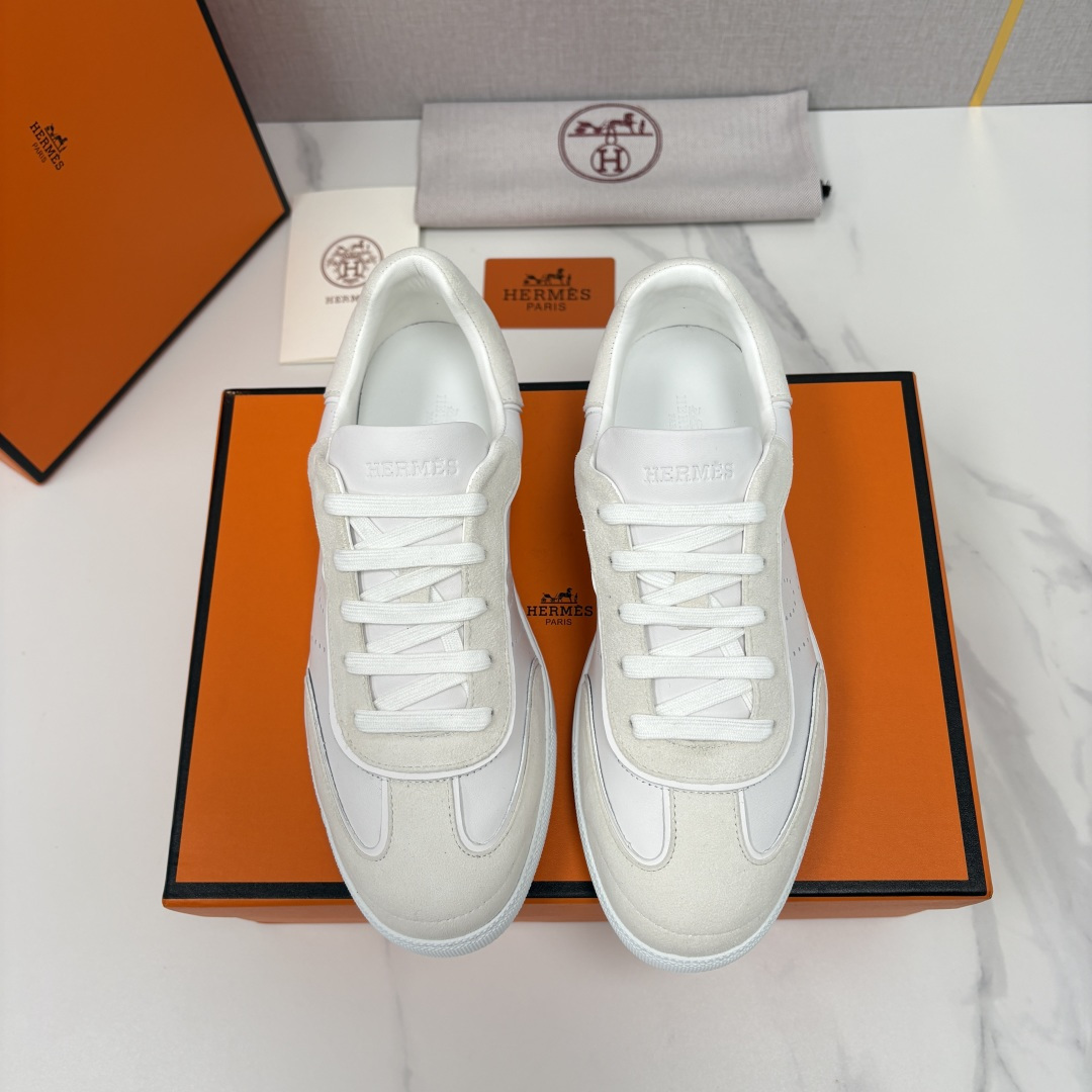 💋💍H家 新品板鞋鞋上架  Match 德训板鞋，官方 9,850  采用进口牛皮拼反毛牛皮/布拼反毛牛