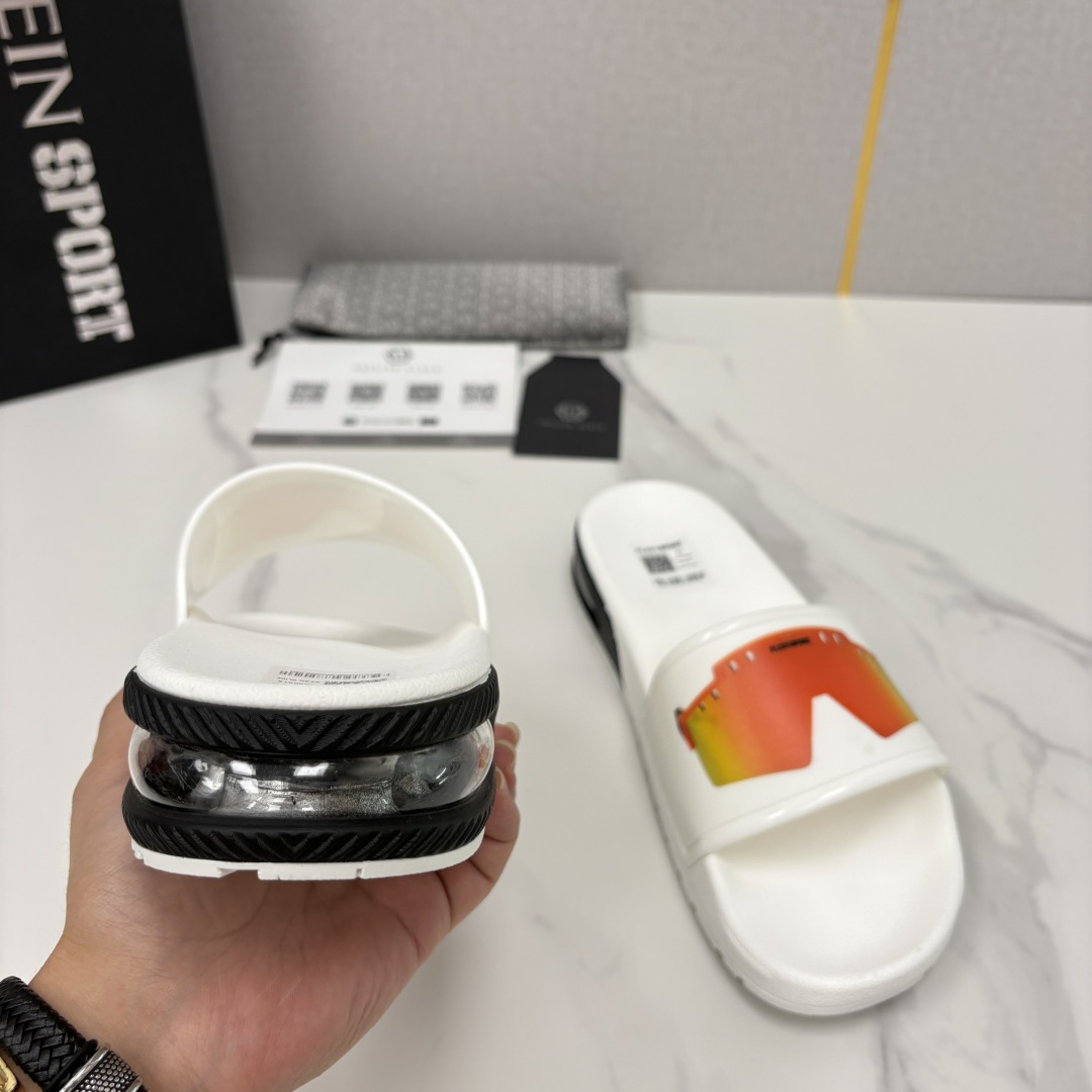 💋💍PP家新品   Philip*  Plei*  菲利普-普莱茵气垫沙滩🏖直拖，  官方 5.680 
