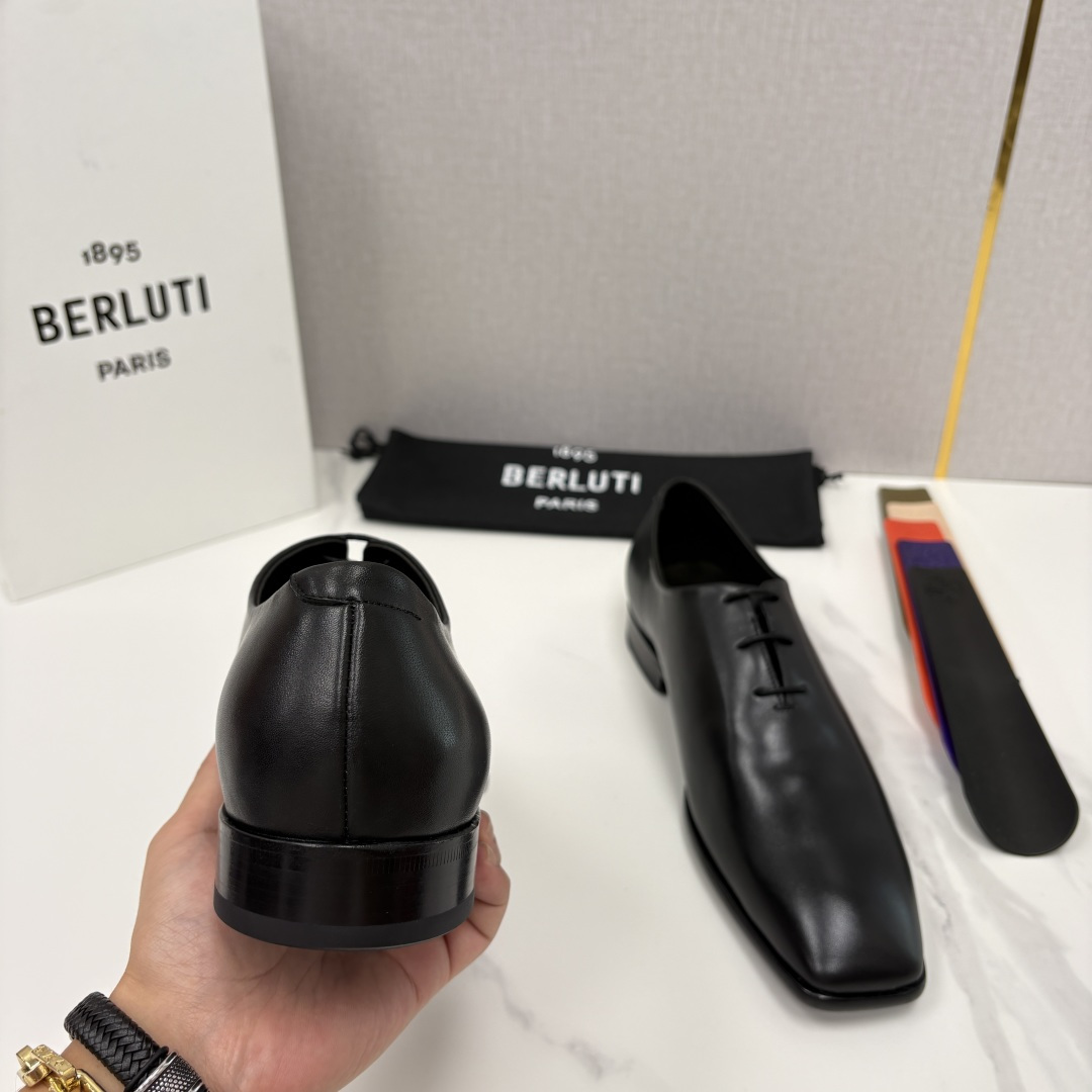 💋💍Berlut* 布鲁提 新款男士手工擦色正装鞋皮鞋上新🆕 Berlut* 对皮革的执念近乎苛刻 💋💍Berlut* 布鲁提 新款男士手工擦色正装鞋皮鞋上新🆕 Berlut* 对皮革的执念近乎苛刻