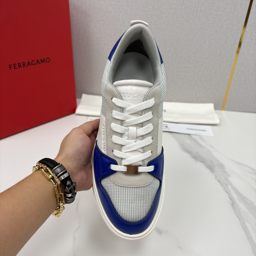 💋💍SF 菲拉～ 新款异型嵌饰休闲鞋板鞋   官方 7,300  这款休闲鞋风格低调，配以同色/撞色调牛
