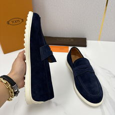 💋💍TOD*S 托德-斯 新品拉菲草(汤德森)OTV绒面皮革乐福鞋上🆕 官方 6,300 本款 💋💍TOD*S 托德-斯 新品拉菲草(汤德森)OTV绒面皮革乐福鞋上🆕 官方 6,300 本款