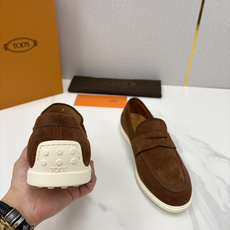 💋💍TOD*S 托德-斯 新品拉菲草(汤德森)OTV绒面皮革乐福鞋上🆕 官方 6,300 本款 💋💍TOD*S 托德-斯 新品拉菲草(汤德森)OTV绒面皮革乐福鞋上🆕 官方 6,300 本款