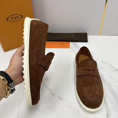 💋💍TOD*S 托德-斯 新品拉菲草(汤德森)OTV绒面皮革乐福鞋上🆕 官方 6,300 本款 💋💍TOD*S 托德-斯 新品拉菲草(汤德森)OTV绒面皮革乐福鞋上🆕 官方 6,300 本款