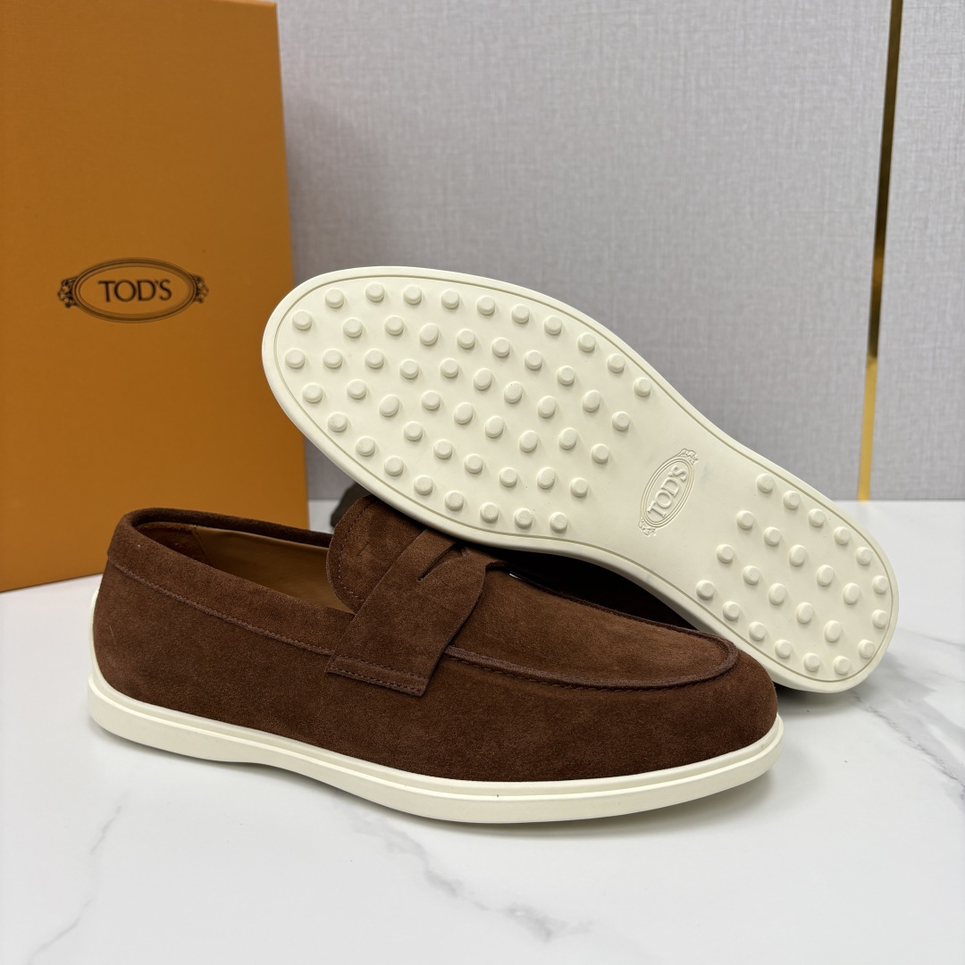 💋💍TOD*S 托德-斯 新品拉菲草(汤德森)OTV绒面皮革乐福鞋上🆕 官方 6,300 本款 💋💍TOD*S 托德-斯 新品拉菲草(汤德森)OTV绒面皮革乐福鞋上🆕 官方 6,300 本款