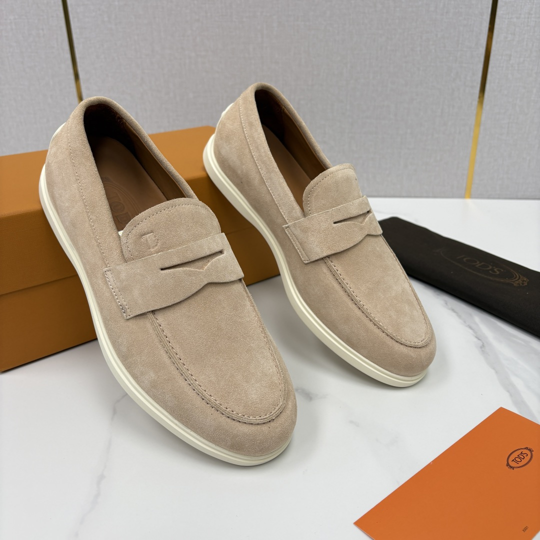 💋💍TOD*S 托德-斯 新品拉菲草(汤德森)OTV绒面皮革乐福鞋上🆕 官方 6,300 本款 💋💍TOD*S 托德-斯 新品拉菲草(汤德森)OTV绒面皮革乐福鞋上🆕 官方 6,300 本款