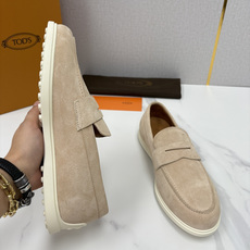 💋💍TOD*S 托德-斯 新品拉菲草(汤德森)OTV绒面皮革乐福鞋上🆕 官方 6,300 本款 💋💍TOD*S 托德-斯 新品拉菲草(汤德森)OTV绒面皮革乐福鞋上🆕 官方 6,300 本款