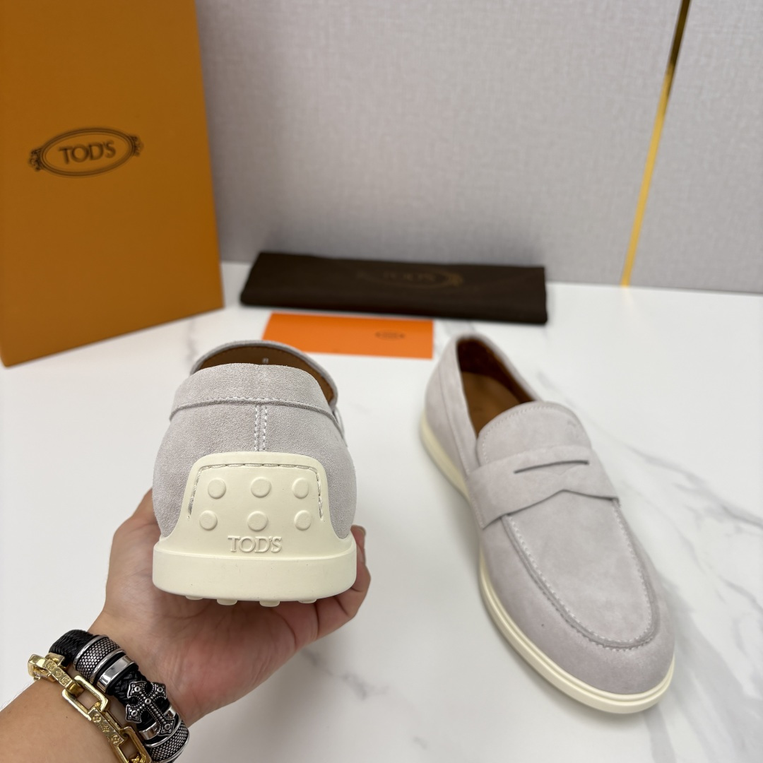 💋💍TOD*S  托德-斯 新品拉菲草（汤德森）OTV绒面皮革乐福鞋上🆕  官方  6,300   本款