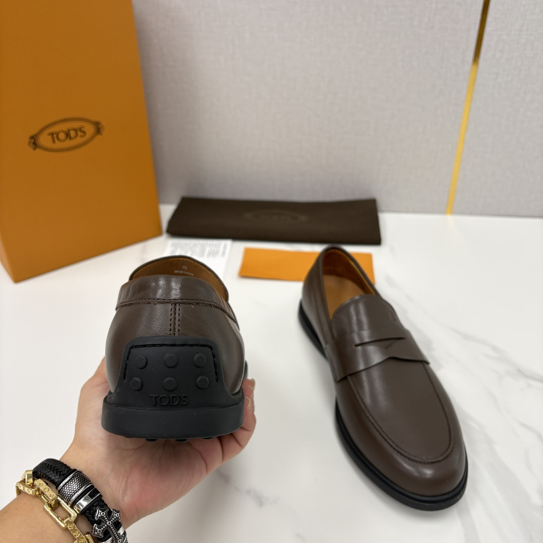 💋💍TOD*S  托德-斯 新品拉菲草（汤德森）OTV绒面皮革乐福鞋上🆕  官方  6,300   本款