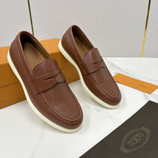 💋💍TOD*S 托德-斯 新品拉菲草(汤德森)OTV绒面皮革乐福鞋上🆕 官方 6,300 本款 💋💍TOD*S 托德-斯 新品拉菲草(汤德森)OTV绒面皮革乐福鞋上🆕 官方 6,300 本款