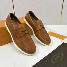 💋💍TOD*S 托德-斯 新品拉菲草(汤德森)OTV绒面皮革乐福鞋上🆕 官方 6,300 本款 💋💍TOD*S 托德-斯 新品拉菲草(汤德森)OTV绒面皮革乐福鞋上🆕 官方 6,300 本款