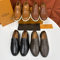 💋💍TOD*S 托德-斯 新品拉菲草(汤德森)OTV绒面皮革乐福鞋上🆕 官方 6,300 本款 💋💍TOD*S 托德-斯 新品拉菲草(汤德森)OTV绒面皮革乐福鞋上🆕 官方 6,300 本款