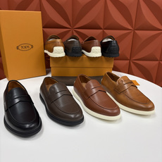 💋💍TOD*S 托德-斯 新品拉菲草(汤德森)OTV绒面皮革乐福鞋上🆕 官方 6,300 本款 💋💍TOD*S 托德-斯 新品拉菲草(汤德森)OTV绒面皮革乐福鞋上🆕 官方 6,300 本款