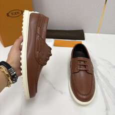 💋💍TOD*S 托德-斯 新品拉菲草(汤德森)OTV绒面皮革船鞋鞋上🆕 官方 6,300 本款 💋💍TOD*S 托德-斯 新品拉菲草(汤德森)OTV绒面皮革船鞋鞋上🆕 官方 6,300 本款