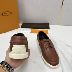 💋💍TOD*S 托德-斯 新品拉菲草(汤德森)OTV绒面皮革船鞋鞋上🆕 官方 6,300 本款 💋💍TOD*S 托德-斯 新品拉菲草(汤德森)OTV绒面皮革船鞋鞋上🆕 官方 6,300 本款