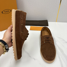 💋💍TOD*S 托德-斯 新品拉菲草(汤德森)OTV绒面皮革船鞋鞋上🆕 官方 6,300 本款 💋💍TOD*S 托德-斯 新品拉菲草(汤德森)OTV绒面皮革船鞋鞋上🆕 官方 6,300 本款