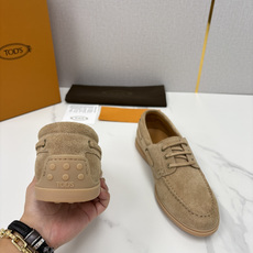 💋💍TOD*S 托德-斯 新品拉菲草(汤德森)OTV绒面皮革船鞋鞋上🆕 官方 6,300 本款 💋💍TOD*S 托德-斯 新品拉菲草(汤德森)OTV绒面皮革船鞋鞋上🆕 官方 6,300 本款
