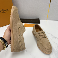 💋💍TOD*S 托德-斯 新品拉菲草(汤德森)OTV绒面皮革船鞋鞋上🆕 官方 6,300 本款 💋💍TOD*S 托德-斯 新品拉菲草(汤德森)OTV绒面皮革船鞋鞋上🆕 官方 6,300 本款
