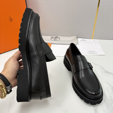 💋💍H家新品 Gentle厚底乐福鞋 官方 7,850 采用进口小牛皮/开边珠亮皮/手掌纹/ 💋💍H家新品 Gentle厚底乐福鞋 官方 7,850 采用进口小牛皮/开边珠亮皮/手掌纹/