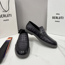 💋💍Berlut* 布鲁提 新款鳄鱼纹🐊乐福鞋上新 🆕男士手工擦色皮鞋 优雅与舒适的完美融合 💋💍Berlut* 布鲁提 新款鳄鱼纹🐊乐福鞋上新 🆕男士手工擦色皮鞋 优雅与舒适的完美融合