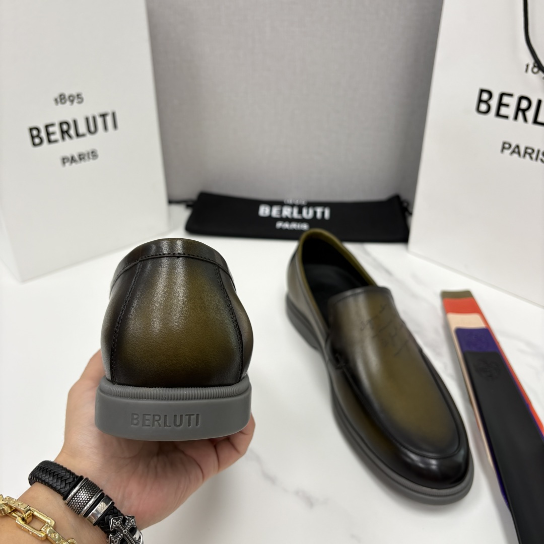 💋💍Berlut* 布鲁提  新款手工擦色乐福鞋上新    🆕男士手工擦色皮鞋 优雅与舒适的完美融合  