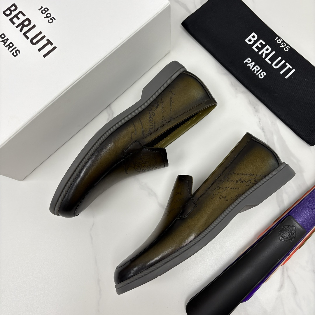💋💍Berlut* 布鲁提  新款手工擦色乐福鞋上新    🆕男士手工擦色皮鞋 优雅与舒适的完美融合  