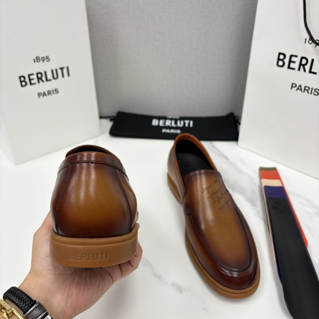 💋💍Berlut* 布鲁提  新款手工擦色乐福鞋上新    🆕男士手工擦色皮鞋 优雅与舒适的完美融合  