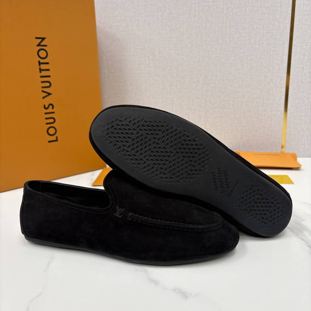 💋💍L 家新品 LOU*S  VUITTO*  新品男士懒人休闲驾车乐福鞋    甄选进口头层反绒牛皮制