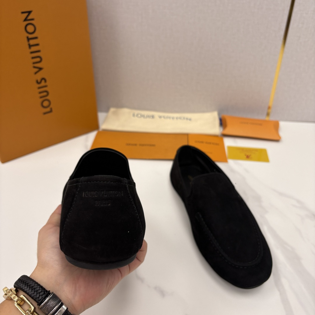 💋💍L 家新品 LOU*S  VUITTO*  新品男士懒人休闲驾车乐福鞋    甄选进口头层反绒牛皮制