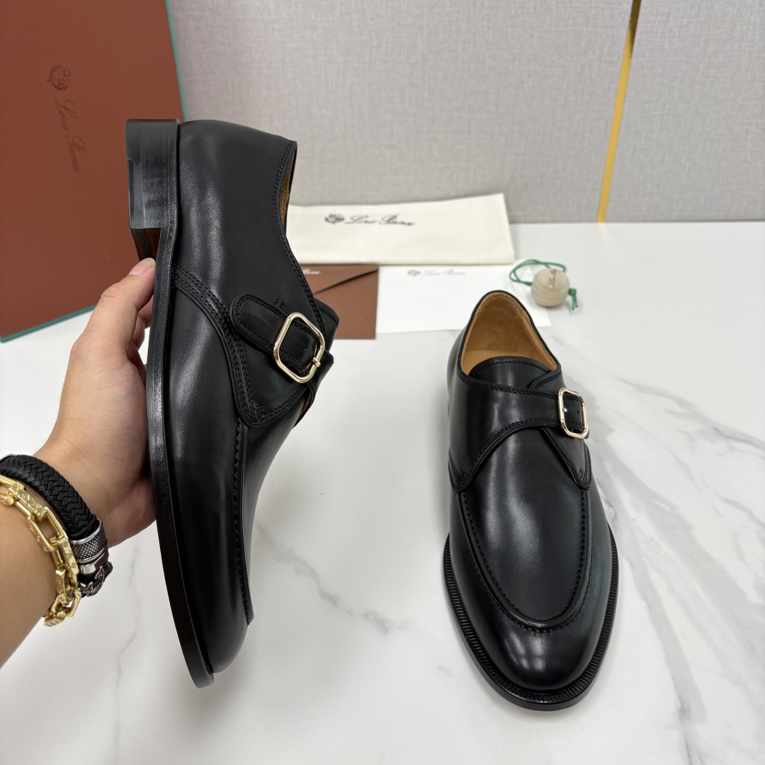 💋💍LP家新品 Loro Pian* 诺悠*翩雅 孟克单扣皮鞋鞋 选用蜡面小牛皮打造 独特的 💋💍LP家新品 Loro Pian* 诺悠*翩雅 孟克单扣皮鞋鞋 选用蜡面小牛皮打造 独特的